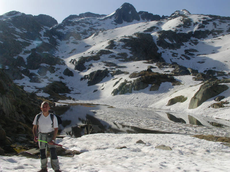 66/82 - 20080623-0836_S2643_AiguesTortes-PortColomers   (800x600, 100kB)